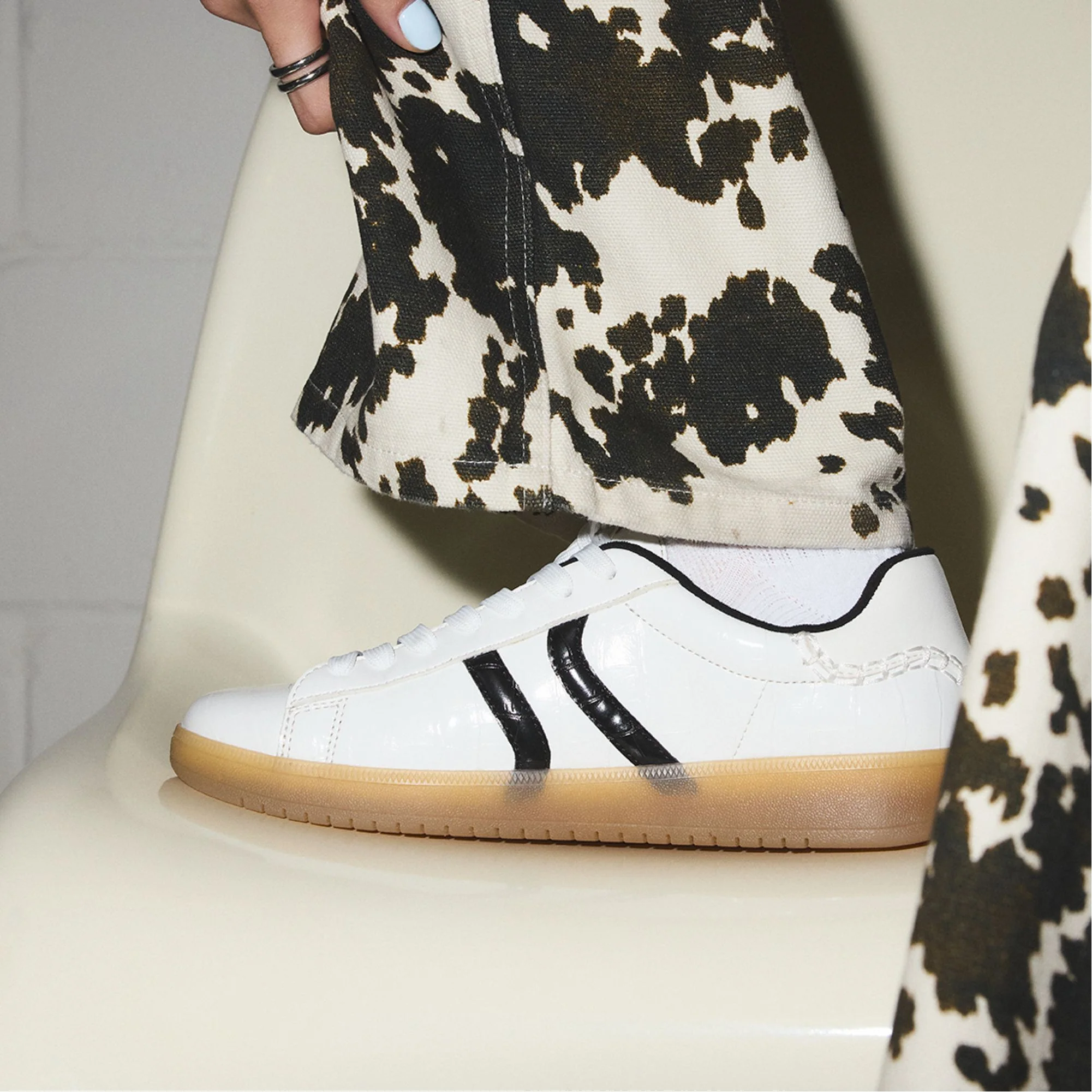 Chicsneaker2 - Image 9