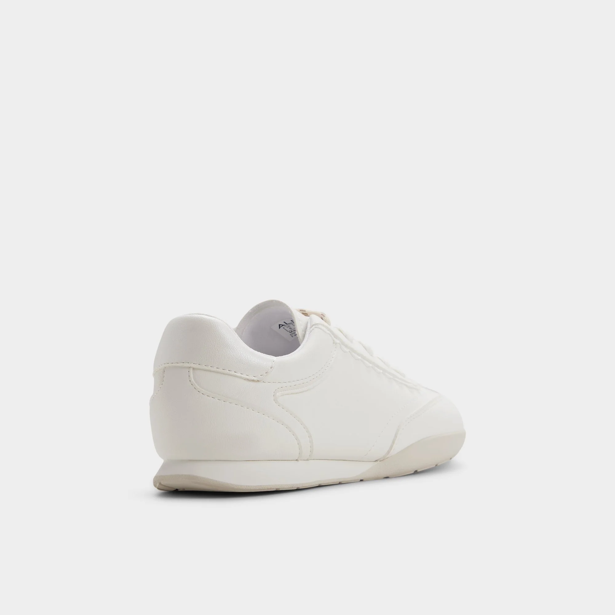 Lyvie - Image 2